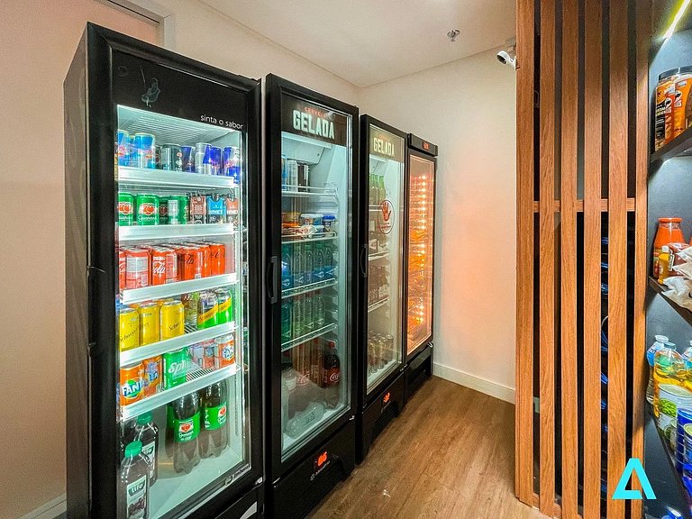 1km Shopping Flamboyant, Metropolitan Barcelona