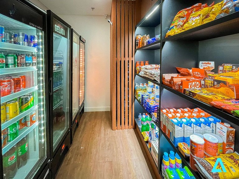 1km Shopping Flamboyant, Metropolitan Barcelona